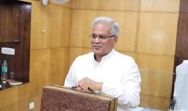 ചാണകം കൊണ്ടുളള ബാഗിൽ ഛത്തീസ്ഗഢ് മുഖ്യമന്ത്രി എന്തുകൊണ്ട് ബജറ്റ് കൊണ്ടു വന്നു