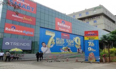 ഇന്റിമേറ്റ്‌വെയർ ബ്രാന്‍ഡായ Cloviaയെ ഏറ്റെടുത്ത് Reliance Retail; 89% ഓഹരികള്‍ സ്വന്തമാക്കി