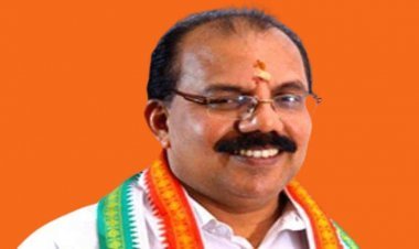 'അത് പിണറായി വിജയനോട് പോയി പറഞ്ഞാൽ മതി'; NDA സ്ഥാനാർഥി എ എൻ രാധാകൃഷ്ണനും പൊലീസും തമ്മിൽ തർക്കം