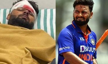 ഋഷഭ് പന്തിനെ പ്ലാസ്റ്റിക് സർജറിക്ക് വിധേയനാക്കി; തലച്ചോറിനും നട്ടെല്ലിനും ഗുരുതര പരിക്കില്ലെന്ന് ഡോക്ടർമാർ