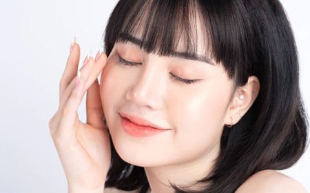 Korean Glass Skin: കണ്ണാടിപോലെ തിളങ്ങുന്ന കൊറിയൻ ചർമ്മം നേടാൻ