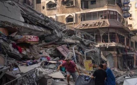 Israel-Palestine War: വ്യോമാക്രമണം നിർത്തിയില്ലെങ്കിൽ ബന്ദികളെ ഓരോരുത്തരെയും പരസ്യമായി കൊല്ലുമെന്ന് ഹമാസ്; മരണസംഖ്യ 1600 കടന്നു