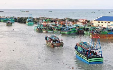 മുതലപ്പൊഴിയിൽ മത്സ്യബന്ധനത്തിന് പോയ വള്ളം മറിഞ്ഞ് അപകടം; അഞ്ചുതെങ്ങ് സ്വദേശി മരിച്ചു