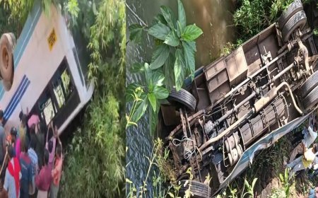 കോഴിക്കോട് തിരുവമ്പാടിയിൽ കെഎസ്ആർടിസി ബസ് പുഴയിലേക്ക് മറിഞ്ഞു; ഒരാൾ മരിച്ചു