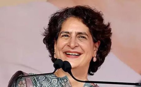 വ​യ​നാ​ട് ഉ​പ​തെ​ര​ഞ്ഞെ​ടു​പ്പ്: പ്രി​യ​ങ്ക ഗാ​ന്ധി ഇ​ന്ന് വ​യ​നാ​ട്ടി​ൽ എ​ത്തും | Wayanad by-election