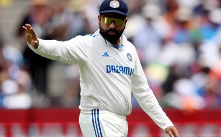 ടെസ്റ്റ് ക്രിക്കറ്റിൽ നിന്ന് വിരമിച്ച് രോഹിത് ശർമ