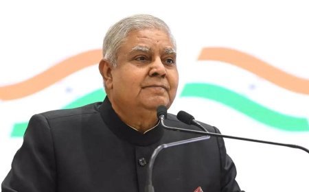 'രാജിക്ക് പിന്നിലെ അടിസ്ഥാന കാരണങ്ങളെക്കുറിച്ച് സംശയമുണ്ട്, പക്ഷേ ഊഹാപോഹങ്ങളിലേക്ക് കടക്കുന്നില്ല'; ഉപരാഷ്ട്രപതിയുടെ അപ്രതീക്ഷിത രാജിയിൽ ജയറാം രമേശ്