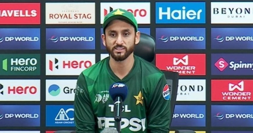 ഏഷ്യ കപ്പ്: ചെക്ക് വാങ്ങി വലിച്ചെറിഞ്ഞ് പാകിസ്ഥാൻ ക്യാപ്റ്റൻ