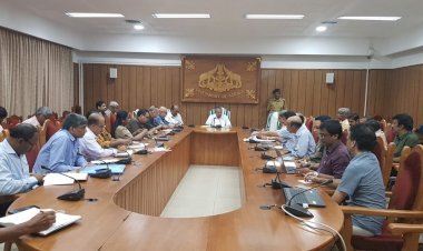 അമിത ആശങ്ക വേണ്ട, എല്ലാവരും ജാഗ്രത പുലര്‍ത്തണം; അതിതീവ്രമഴയെ ചെറുത്തുതോല്‍പ്പിക്കാമെന്ന് മുഖ്യമന്ത്രി