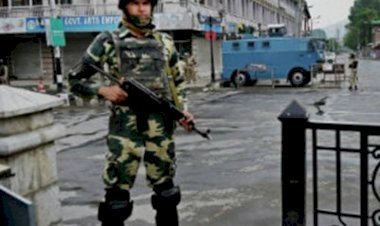 US asks India to ease restrictions in Kashmir