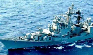 INS രണ്‍വീറില്‍ പൊട്ടിത്തെറി; മൂന്നു നാവികര്‍ക്ക് വീരമൃത്യു; 11 പേര്‍ക്ക് പരിക്ക്