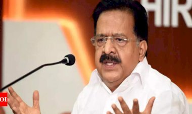 'ഇതിലും ഭേദം ലോകായുക്തയെ പിരിച്ചു വിടുന്നത്, ഗവർണർ ഒപ്പിടരുത്': രമേശ് ചെന്നിത്തല