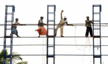 തിരഞ്ഞെടുപ്പിലും സർക്കാർ പരിപാടിയിലും ഫ്ലെക്സ് പാടില്ല; ചതുരശ്ര അടിക്ക് 20 രൂപ പിഴ 