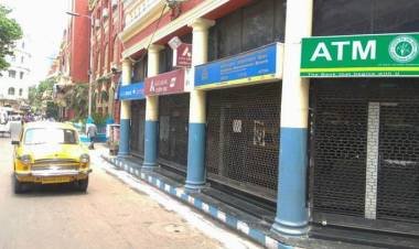 Bank strike LIVE UPDATES: 10 lakh employees reject 2 per cent salary hike, ATM services likely to be hit