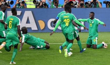 പോളണ്ട് സെനഗലിനോട് തോറ്റു (2–1)