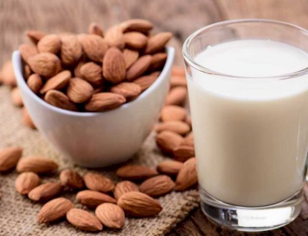 ആരോഗ്യവും അഴകും തരുന്ന ബദാം; ഹൃദയാരോഗ്യത്തിനും ഉത്തമം